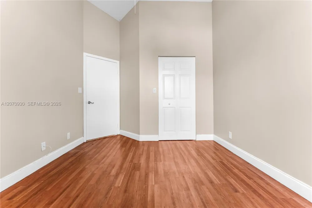 15563 Miami Lakeway N #204 Miami Lakes, FL 33014