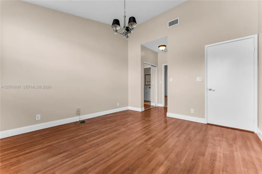 15563 Miami Lakeway N #204 Miami Lakes, FL 33014