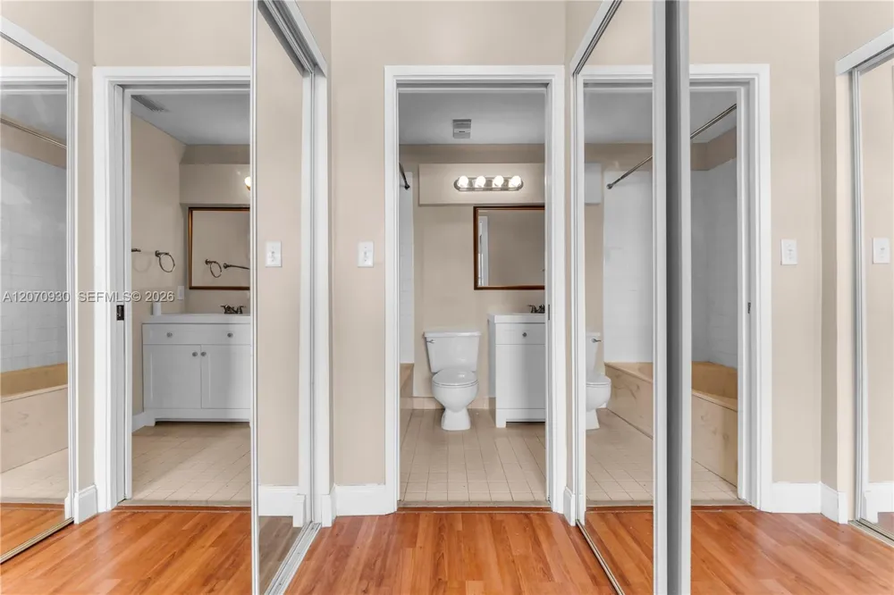 15563 Miami Lakeway N #204 Miami Lakes, FL 33014