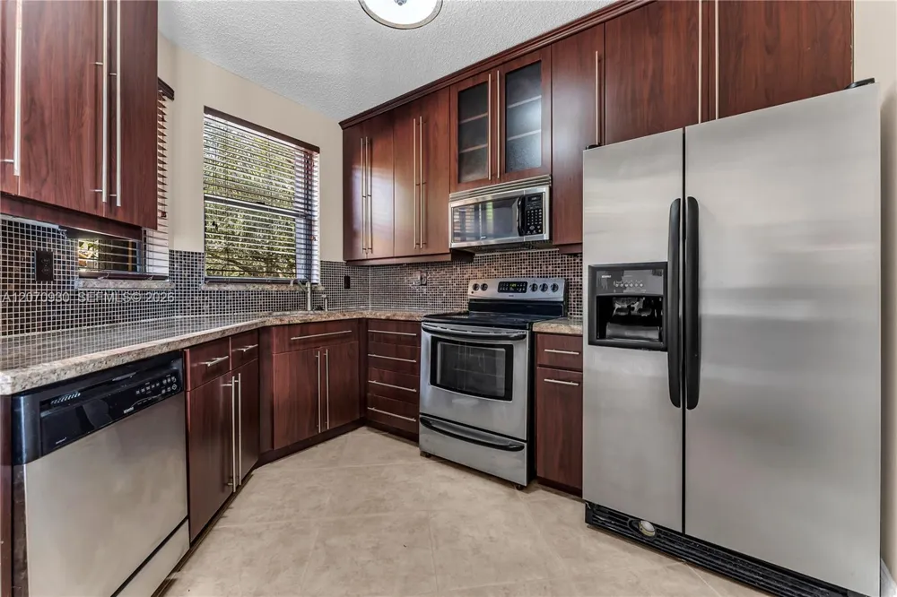 15563 Miami Lakeway N #204 Miami Lakes, FL 33014
