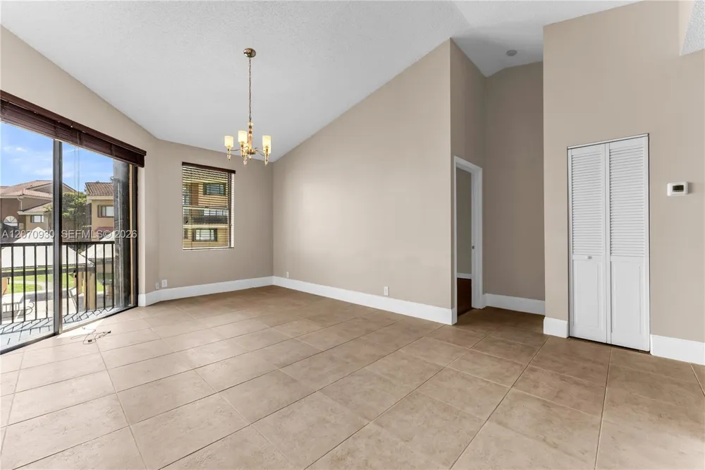 15563 Miami Lakeway N #204 Miami Lakes, FL 33014
