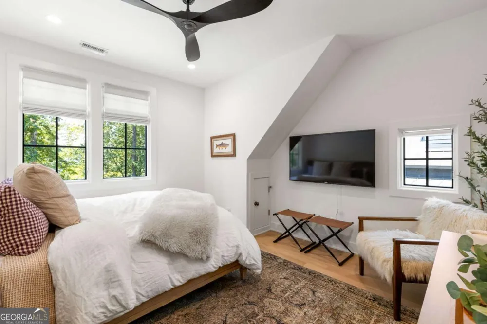1120 Mado LOOP Chattahoochee Hills, GA 30268