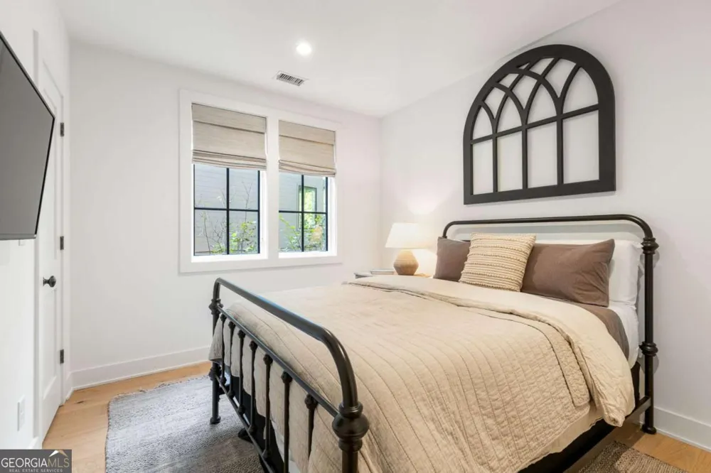 1120 Mado LOOP Chattahoochee Hills, GA 30268