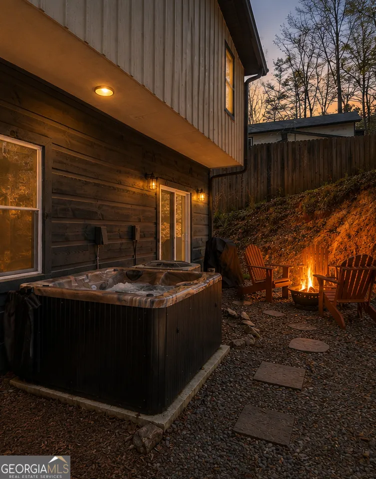 164 Echo LN Ellijay, GA 30540