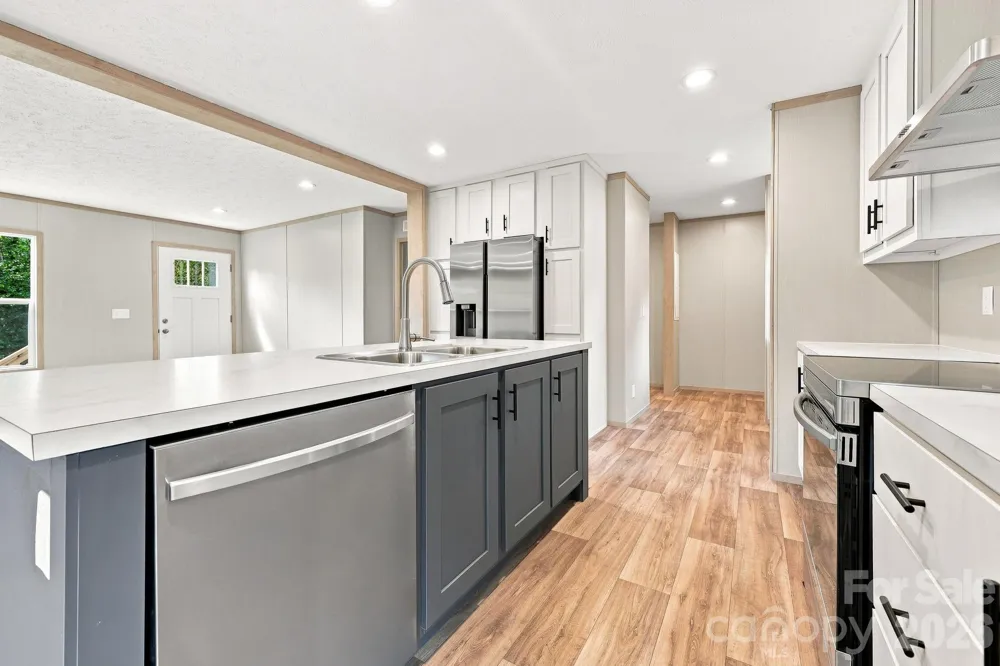 25 Caldwell Road Waynesville, NC 28786