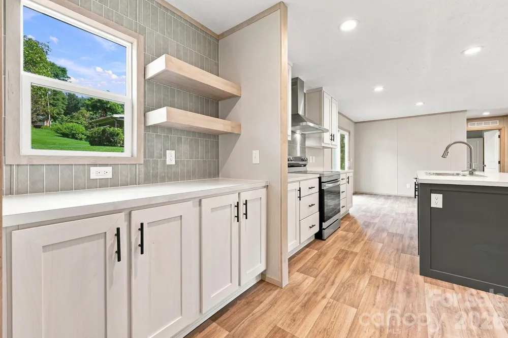 25 Caldwell Road Waynesville, NC 28786