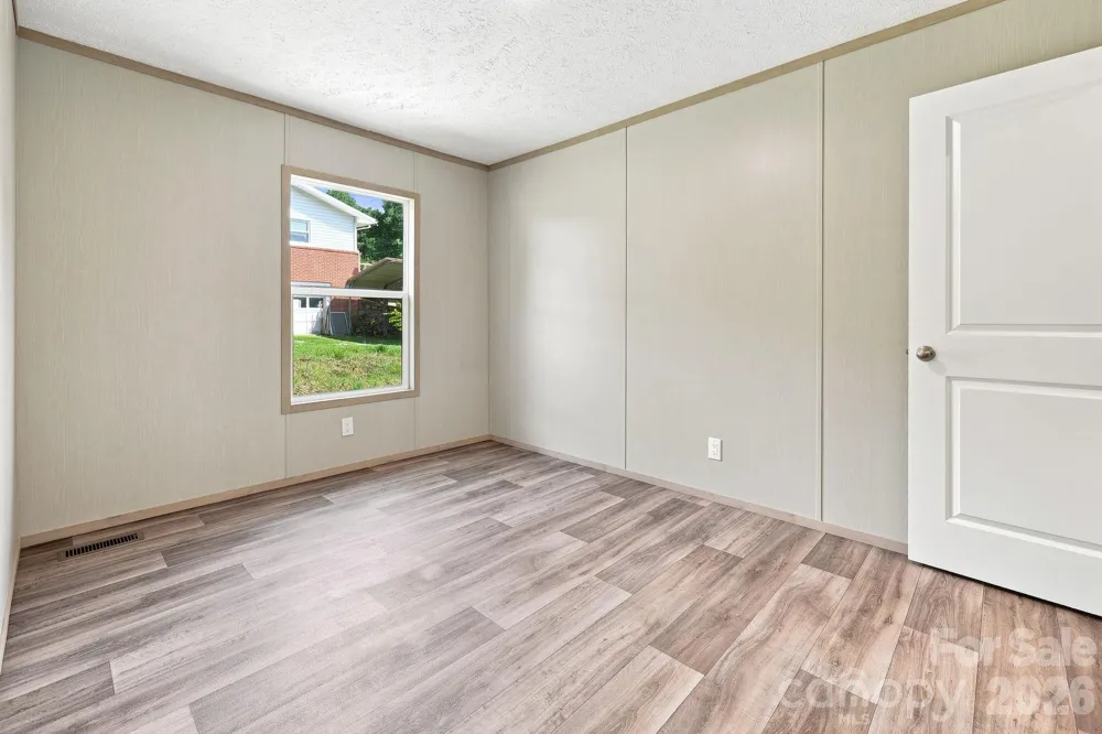 25 Caldwell Road Waynesville, NC 28786