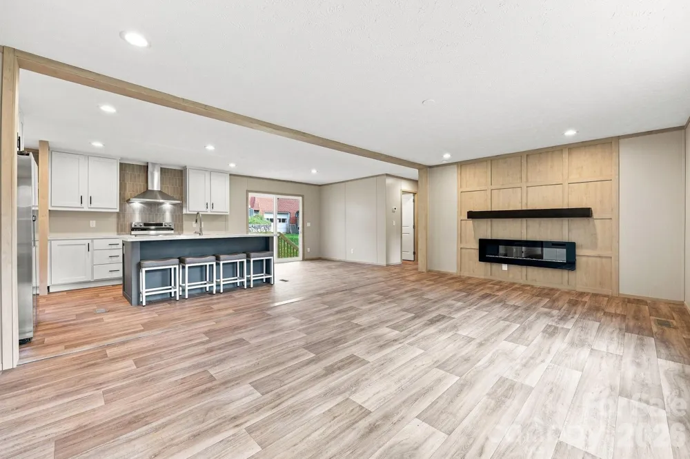 25 Caldwell Road Waynesville, NC 28786