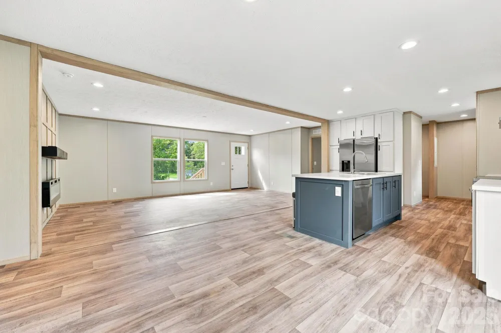25 Caldwell Road Waynesville, NC 28786