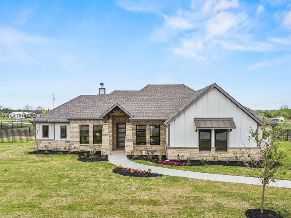2911 Stella Rose Court Waxahachie, TX 75165