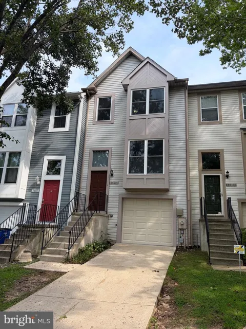 9609 CLOCKTOWER LANE