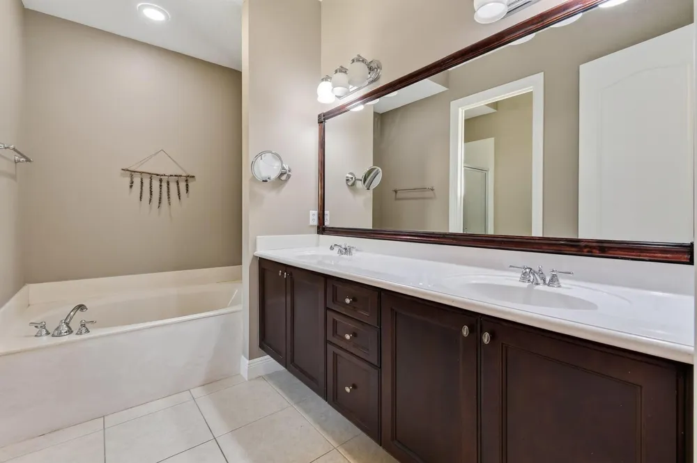 137 INKBERRY DRIVE Jupiter, FL 33458