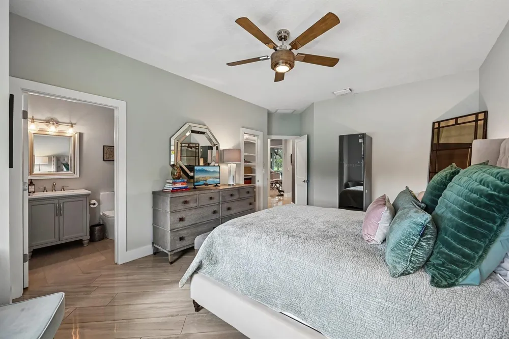 1258 SE Brewster Place Stuart, FL 34997