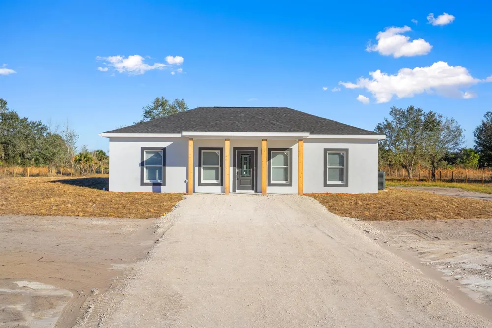 17428 NW 288TH STREET Okeechobee, FL 34972