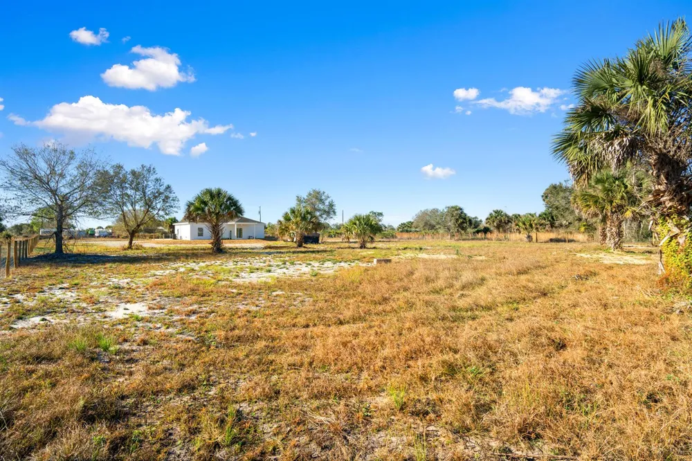17428 NW 288TH STREET Okeechobee, FL 34972