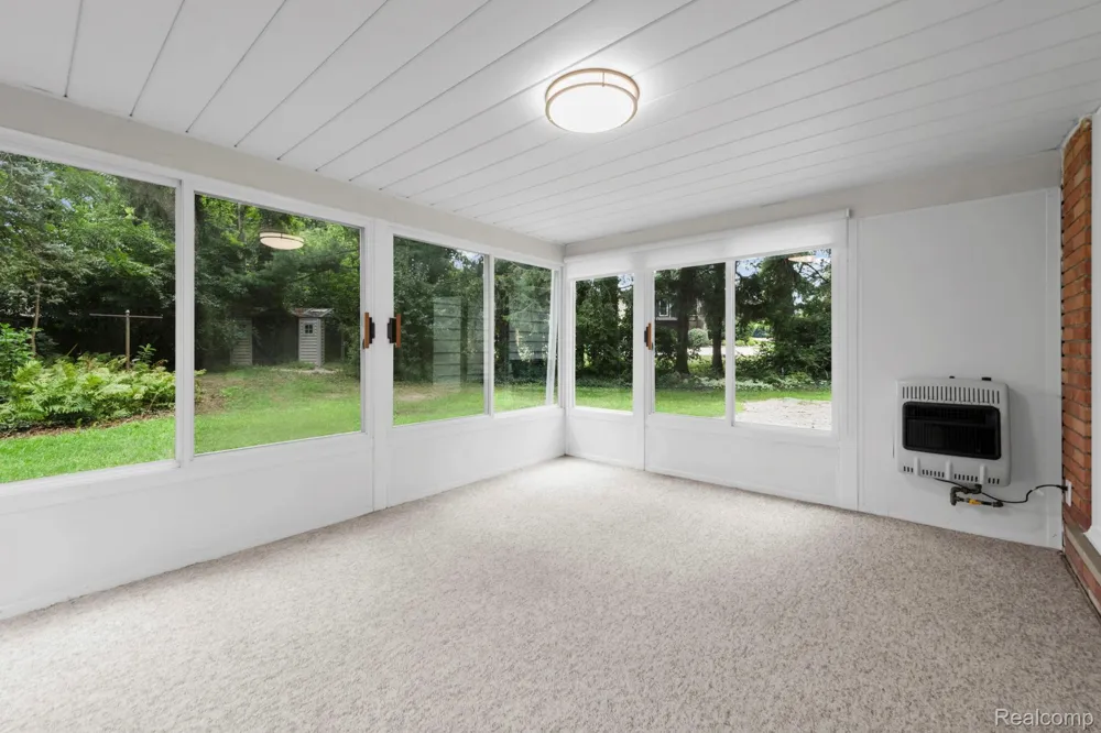 791 Robinhood Circle Bloomfield Hills City, MI 48304