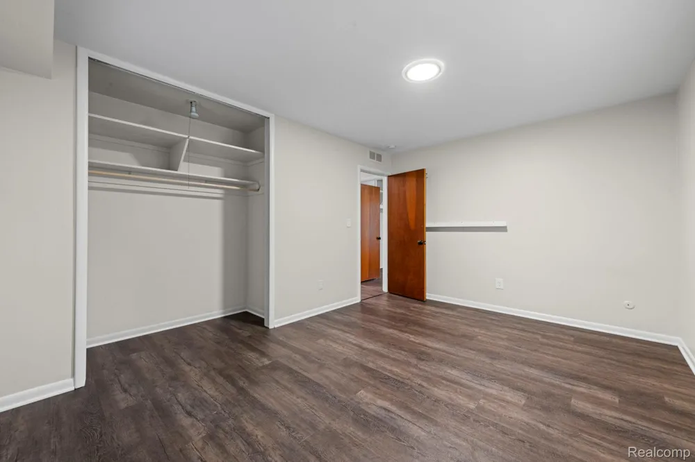 791 Robinhood Circle Bloomfield Hills City, MI 48304