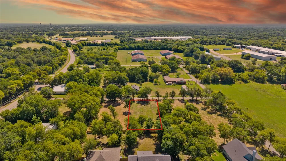 405 3rd Street Commerce, TX 75428