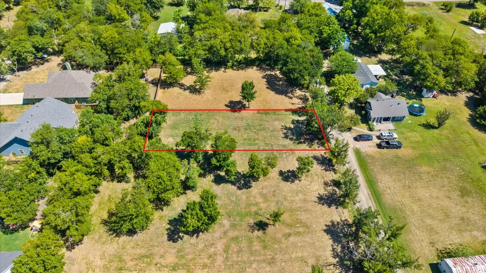 405 3rd Street Commerce, TX 75428