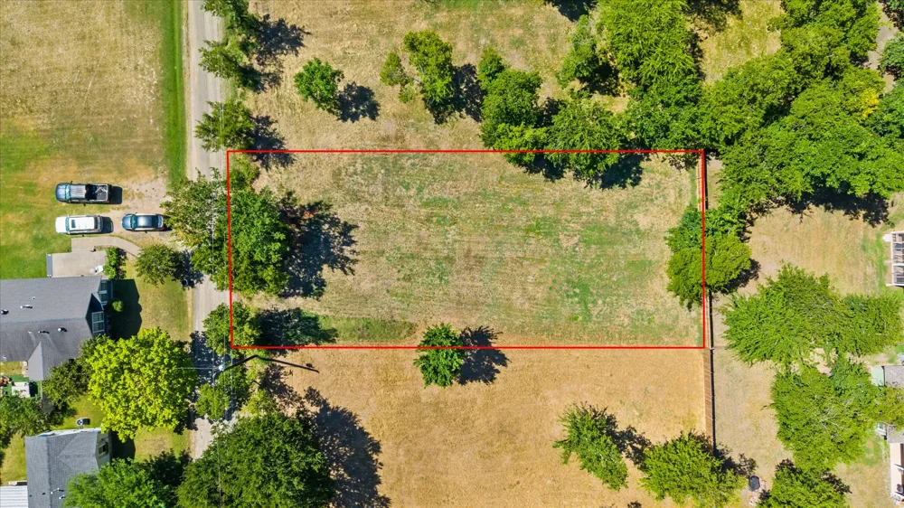 405 3rd Street Commerce, TX 75428