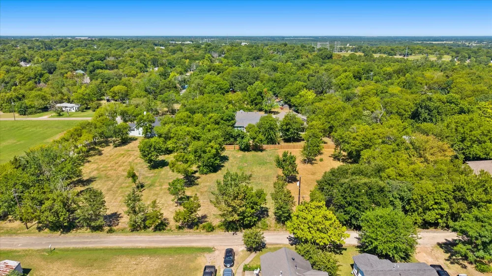 405 3rd Street Commerce, TX 75428