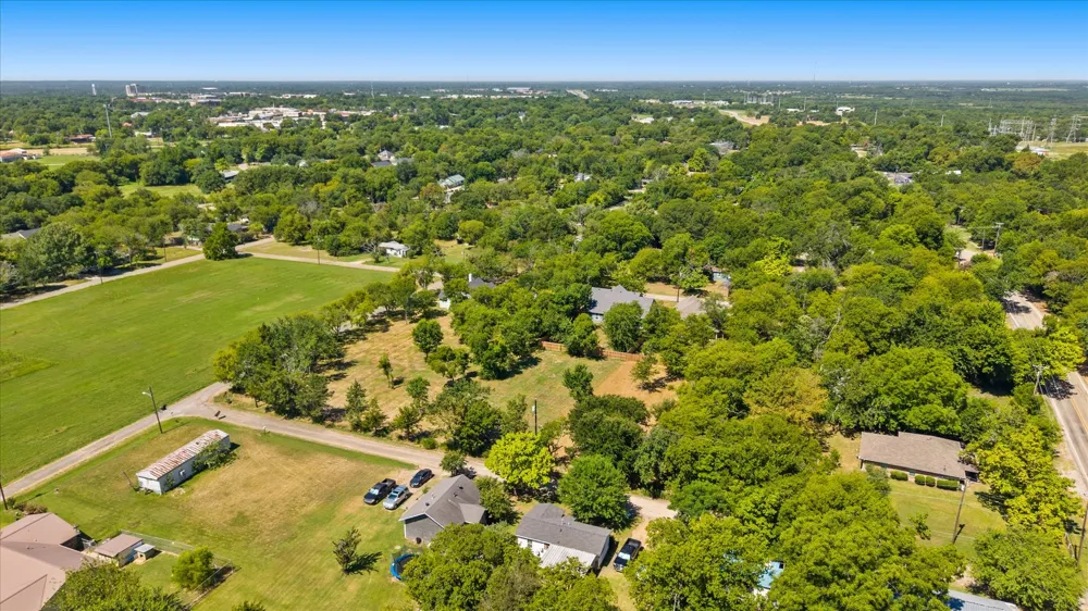 405 3rd Street Commerce, TX 75428