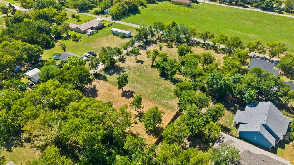 405 3rd Street Commerce, TX 75428