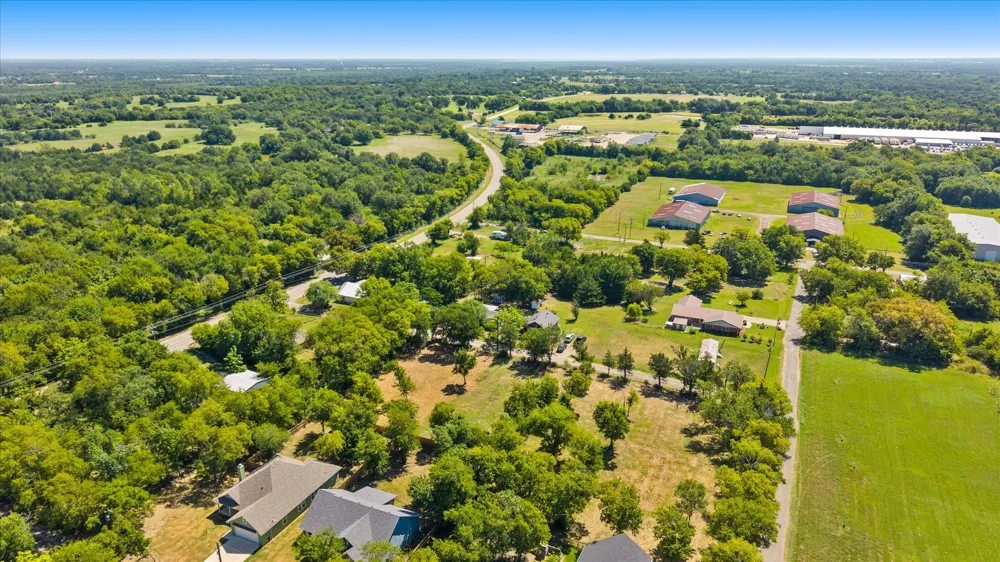 405 3rd Street Commerce, TX 75428