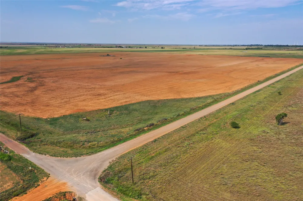 17710 US Highway 283 Vernon, TX 76384