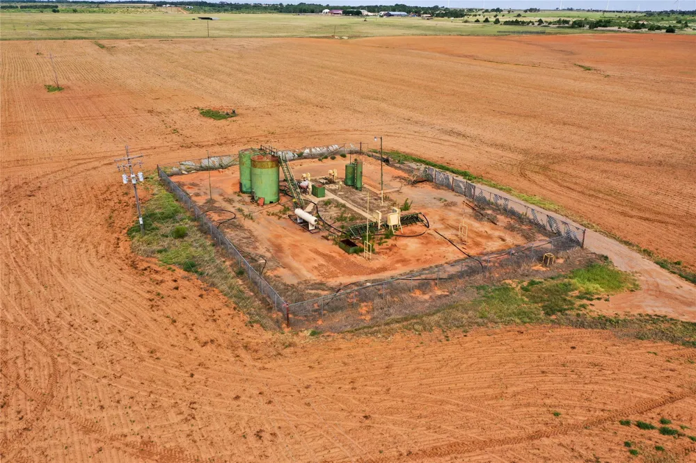 17710 US Highway 283 Vernon, TX 76384