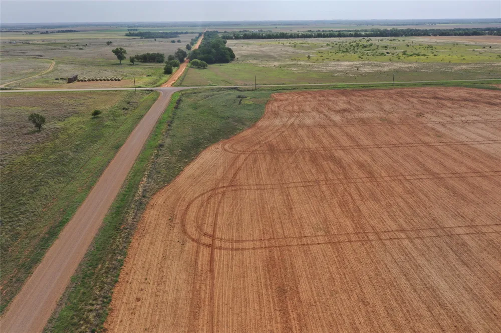 17710 US Highway 283 Vernon, TX 76384