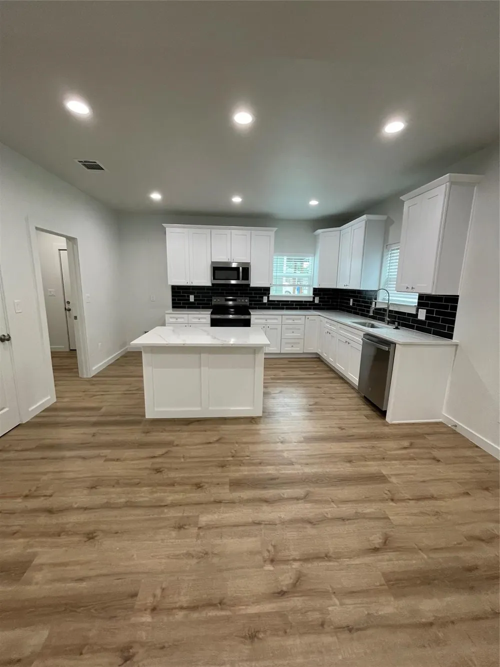 524 W Florence Street Denison, TX 75020