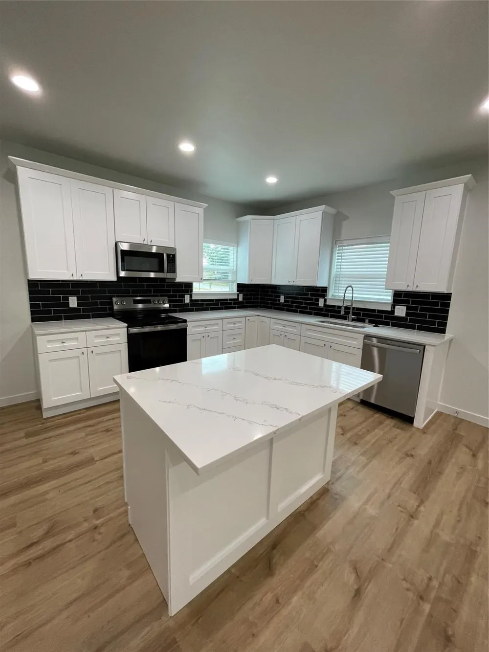 524 W Florence Street Denison, TX 75020