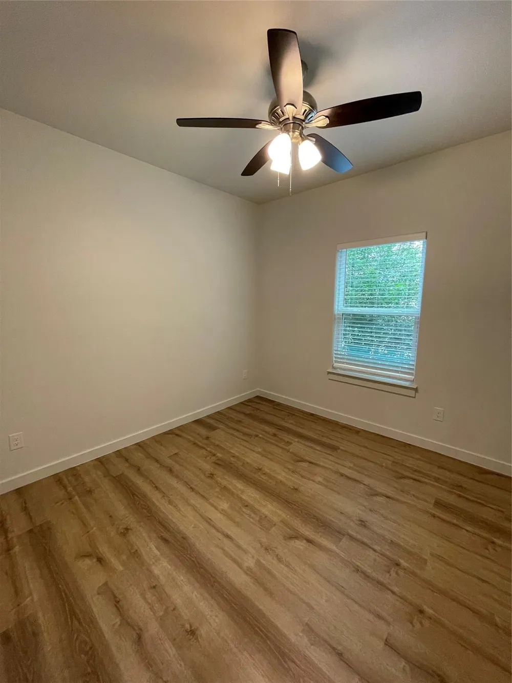 524 W Florence Street Denison, TX 75020