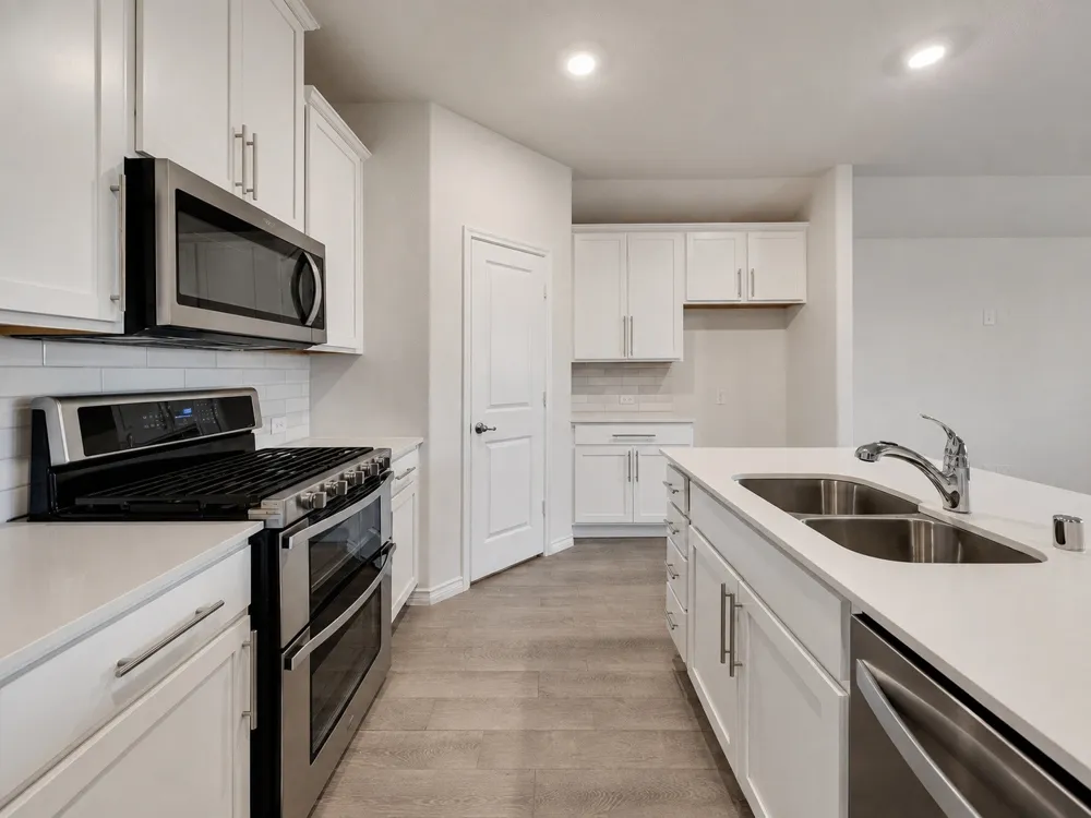 3206 Catoosa Lane Aubrey, TX 76227
