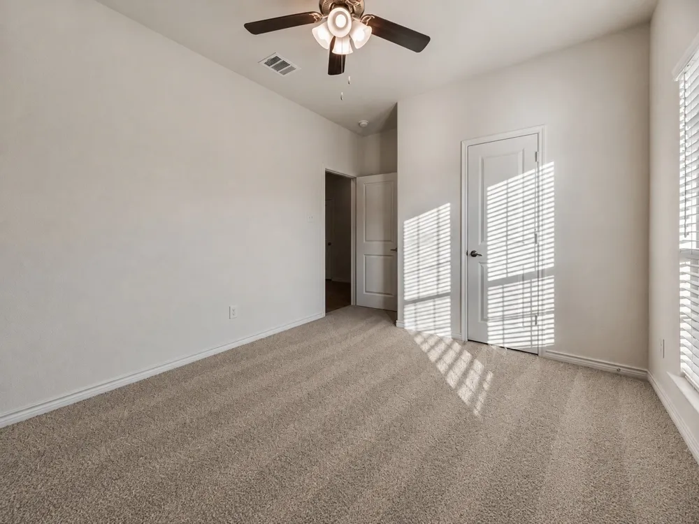 3206 Catoosa Lane Aubrey, TX 76227