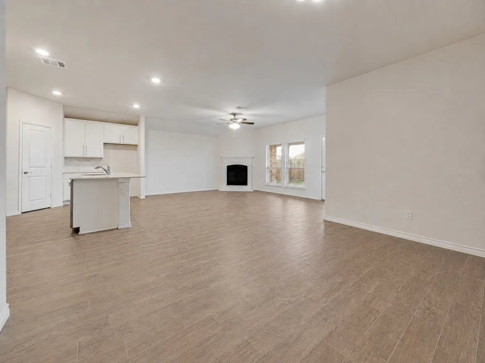 3206 Catoosa Lane Aubrey, TX 76227