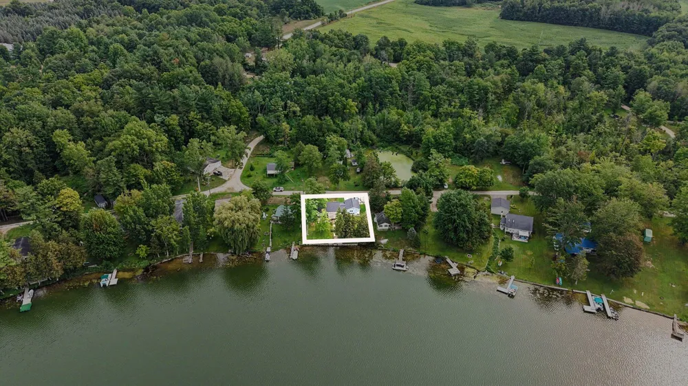 2895 S Spring Drive Fremont, MI 49412