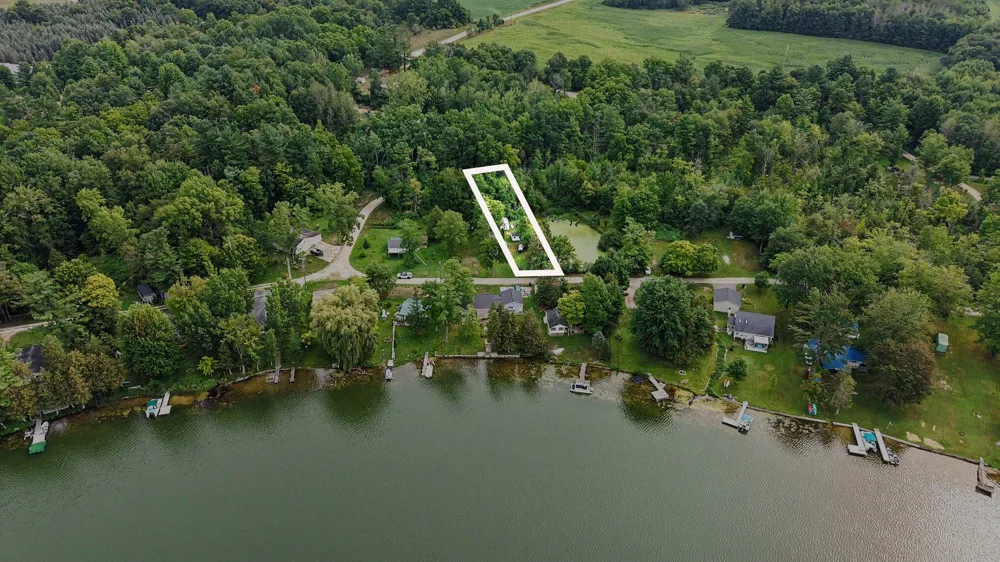 2895 S Spring Drive Fremont, MI 49412
