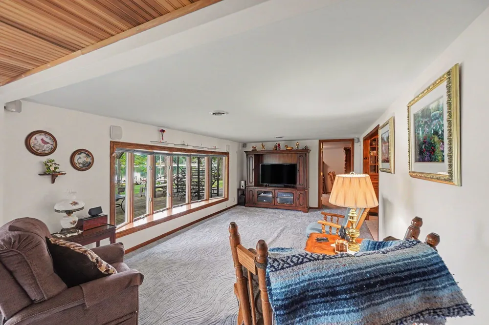 2895 S Spring Drive Fremont, MI 49412