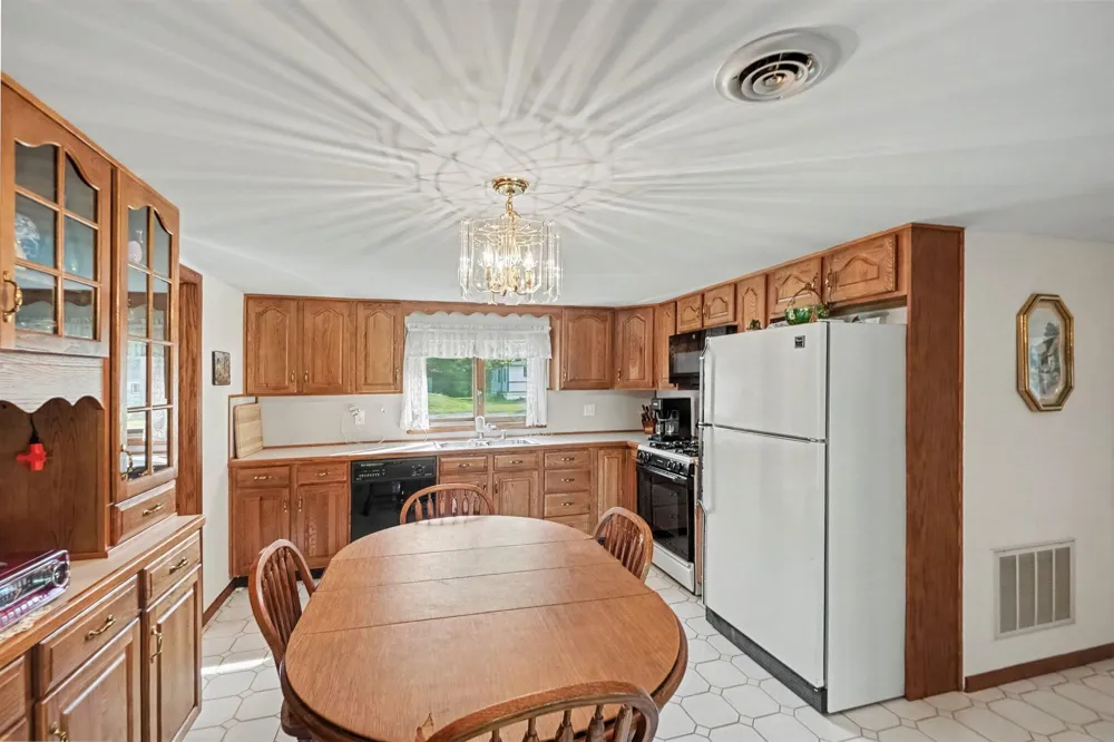 2895 S Spring Drive Fremont, MI 49412