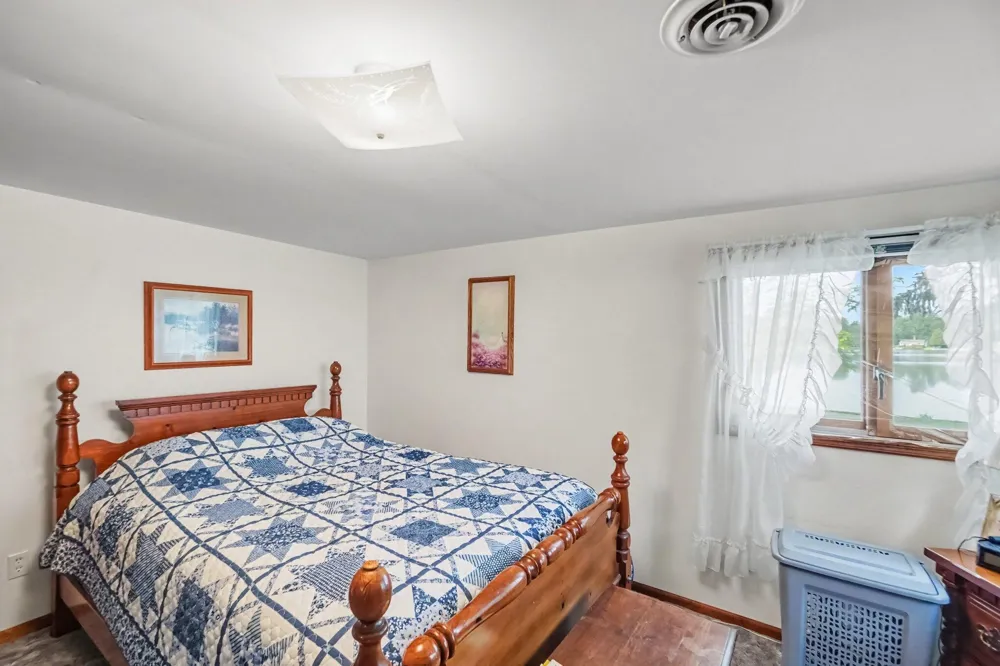2895 S Spring Drive Fremont, MI 49412