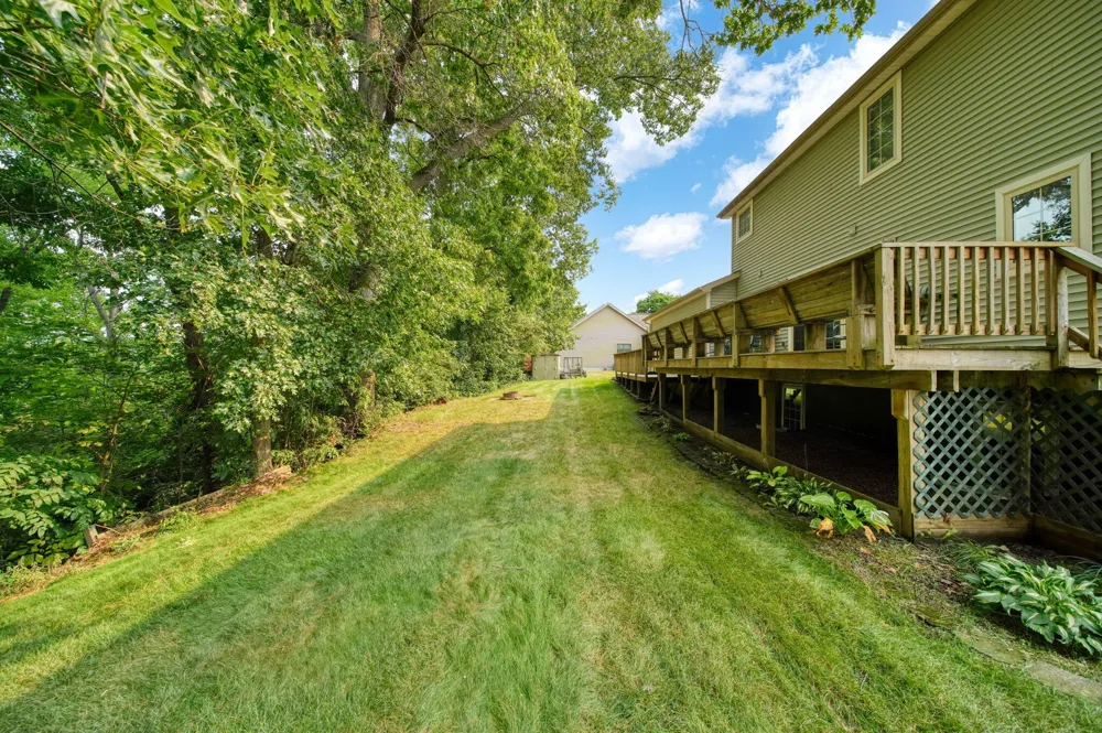 4211 Aspen Way Jackson, MI 49201
