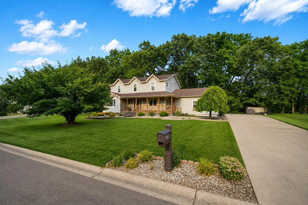 4211 Aspen Way Jackson, MI 49201