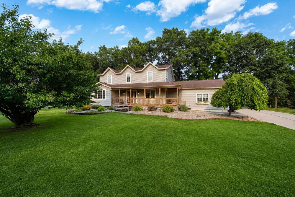 4211 Aspen Way Jackson, MI 49201