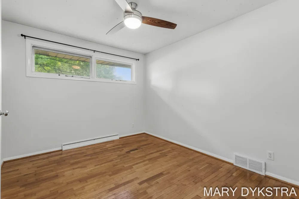 585 Huizenga Avenue Zeeland, MI 49464