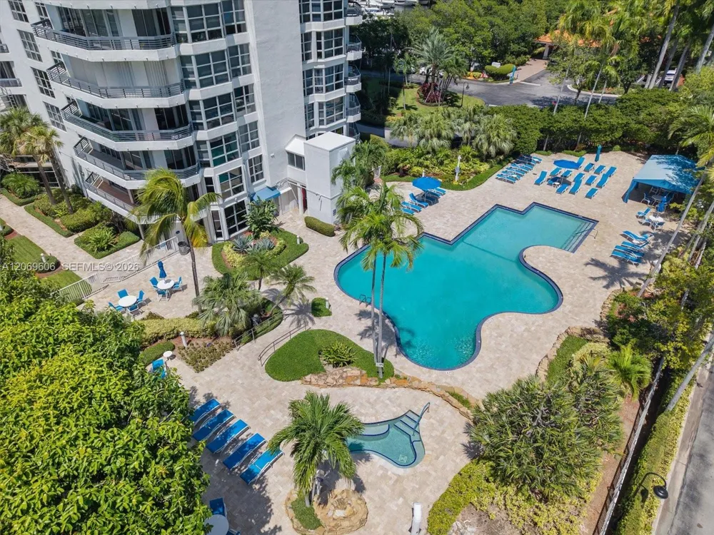 3500 Mystic Pointe Dr #2107 Aventura, FL 33180
