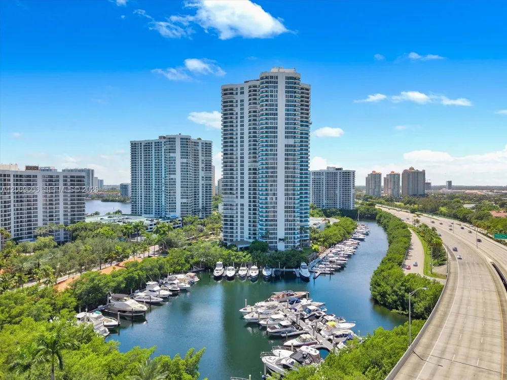 3500 Mystic Pointe Dr #2107 Aventura, FL 33180
