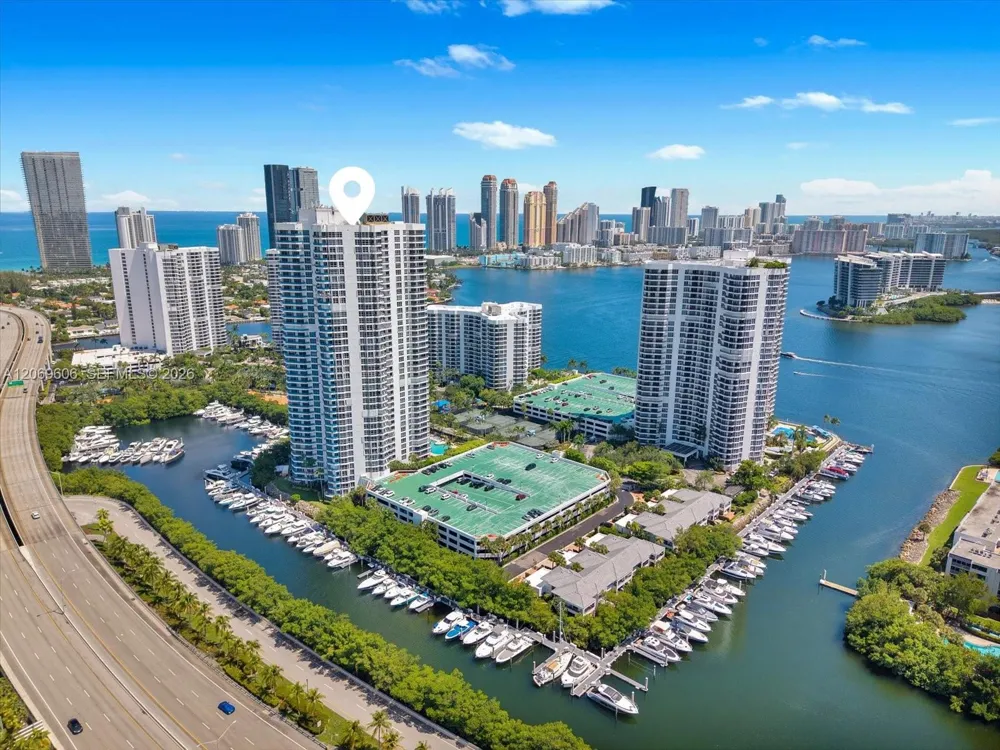 3500 Mystic Pointe Dr #2107 Aventura, FL 33180