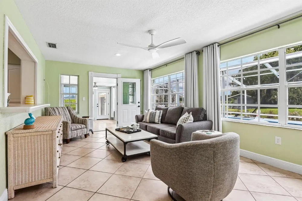 408 HOLLOWAY ROAD Plant City, FL 33567